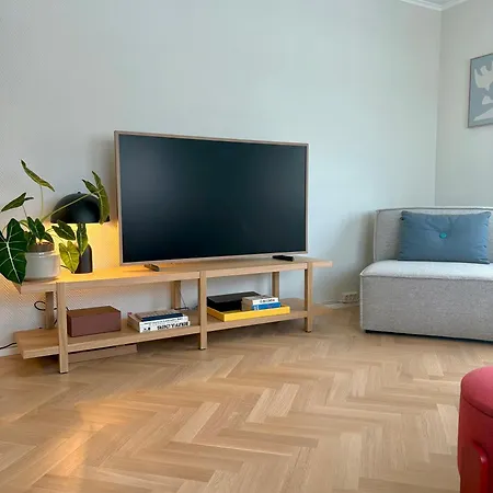 Sjarmerende I Tomannsbolig Apartamento *