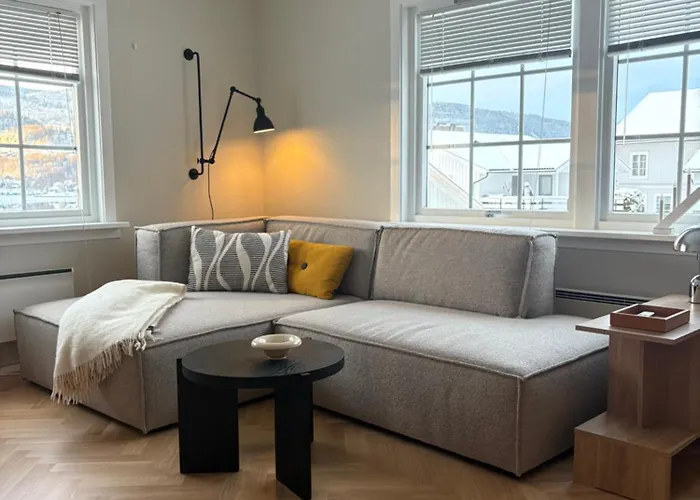 Apartamento Sjarmerende I Tomannsbolig *