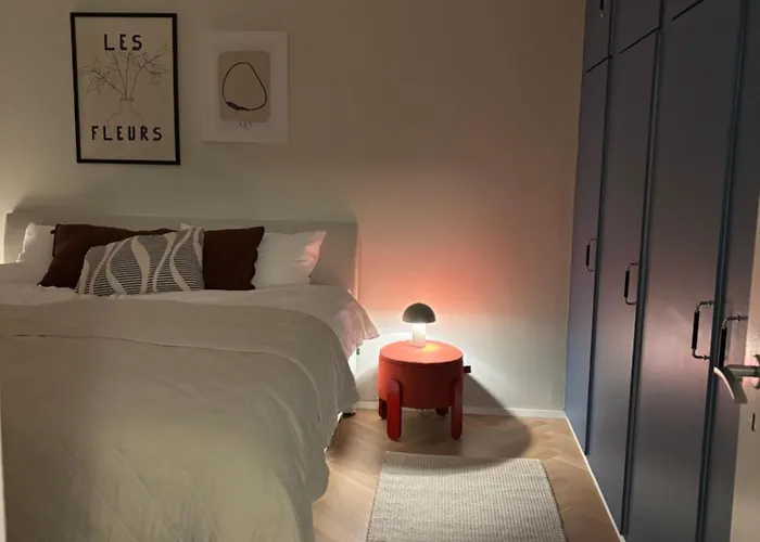 Sjarmerende I Tomannsbolig Apartamento